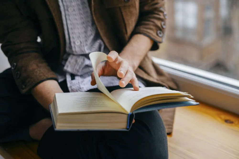 Embrace Tomorrow: 7 Wild Sci-Fi Story Ideas for Joyful Writers in 2025